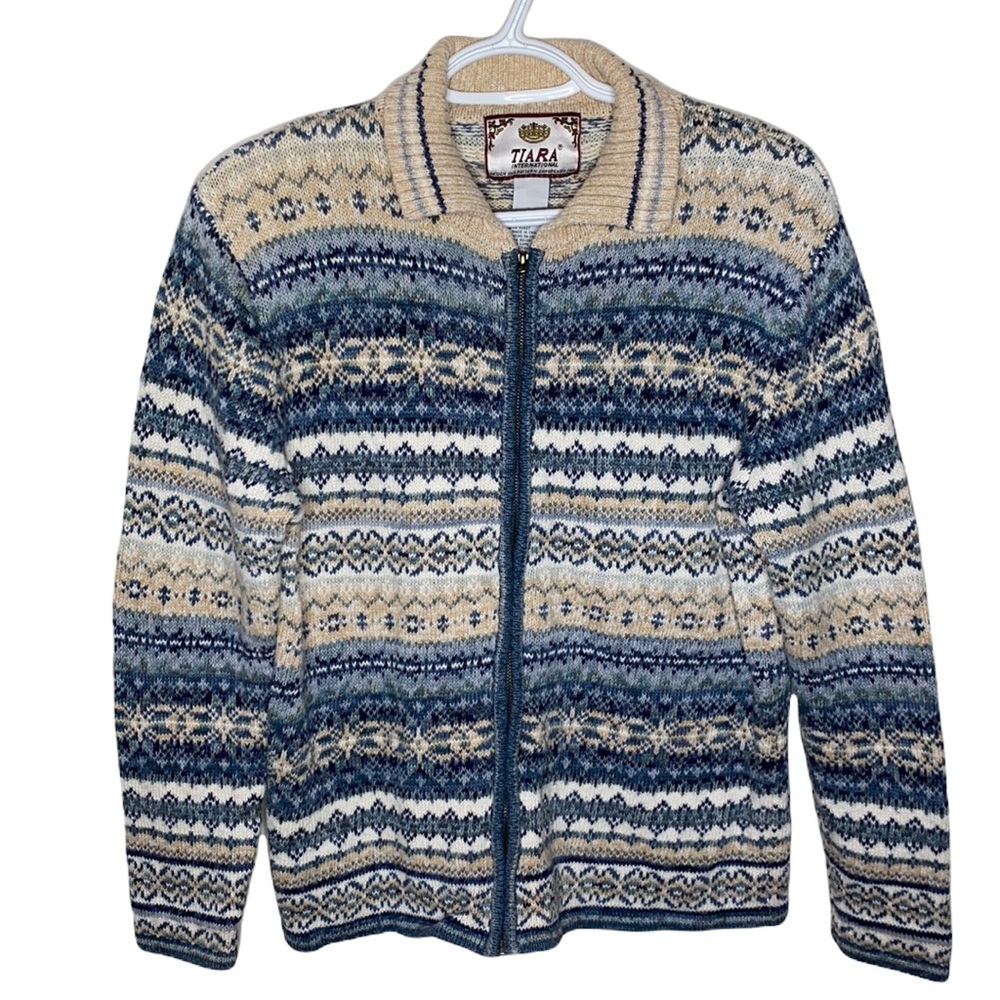 Tiara International fair isle Nordic sweater size M